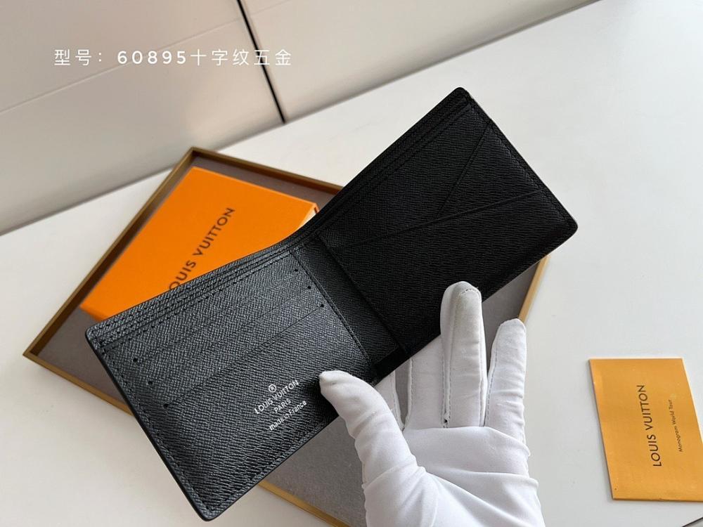 Italian-Inspired Stylish Wallet