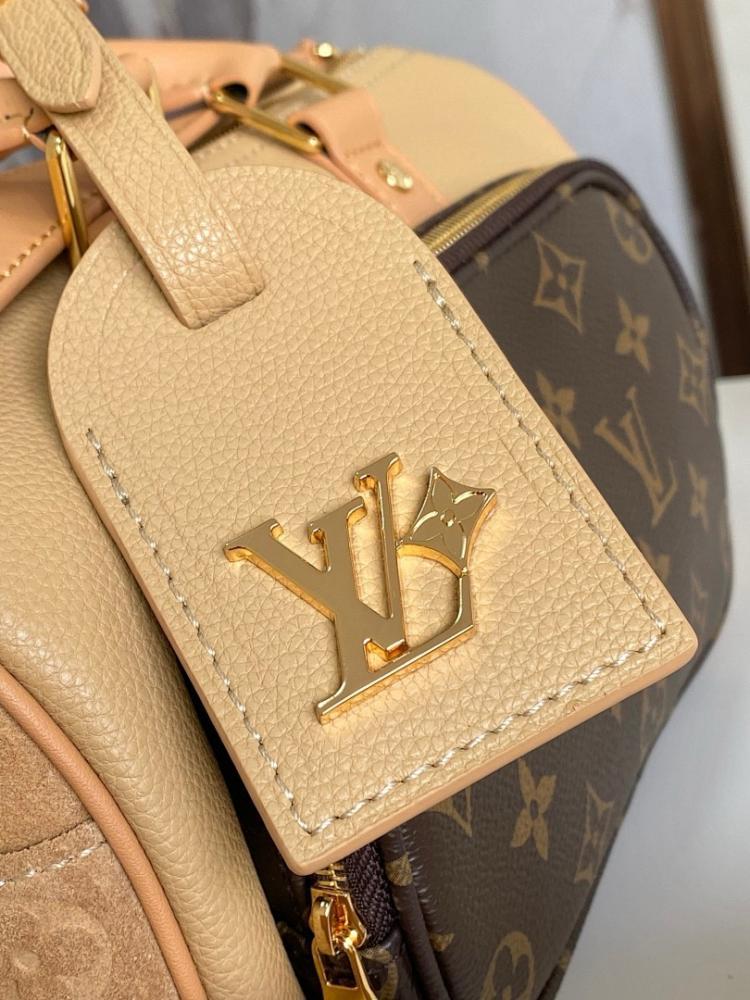 Luxury Leather Shoulder Bag – Limited Edition