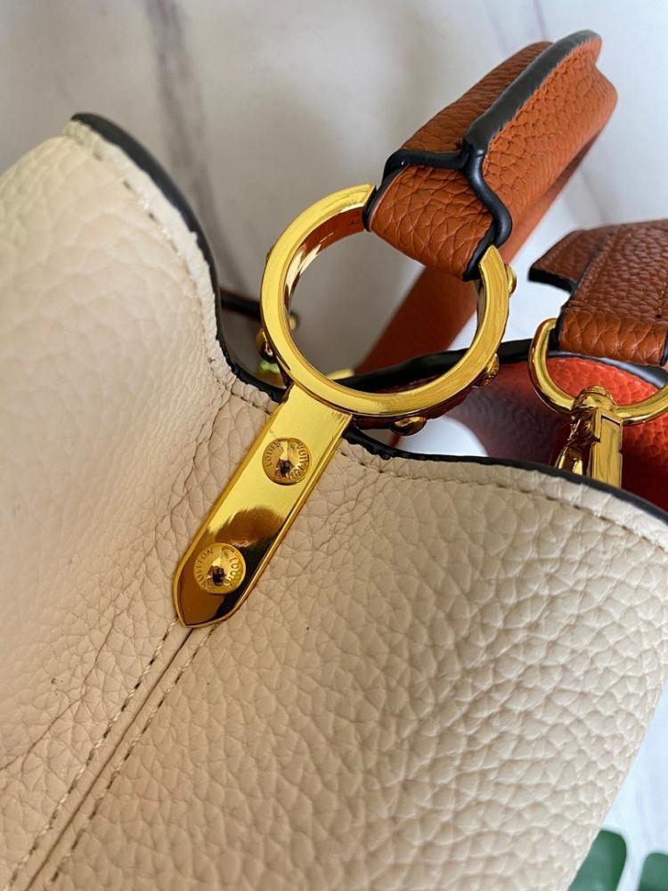 Classic Pink Leather Crossbody Bag – Limited Edition