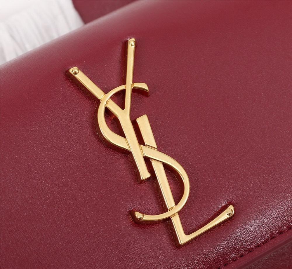 Elegant Leather Shoulder Bag – Limited Edition