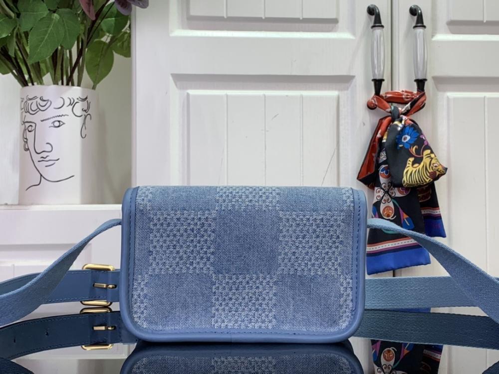 Elegant Top Handle Bag