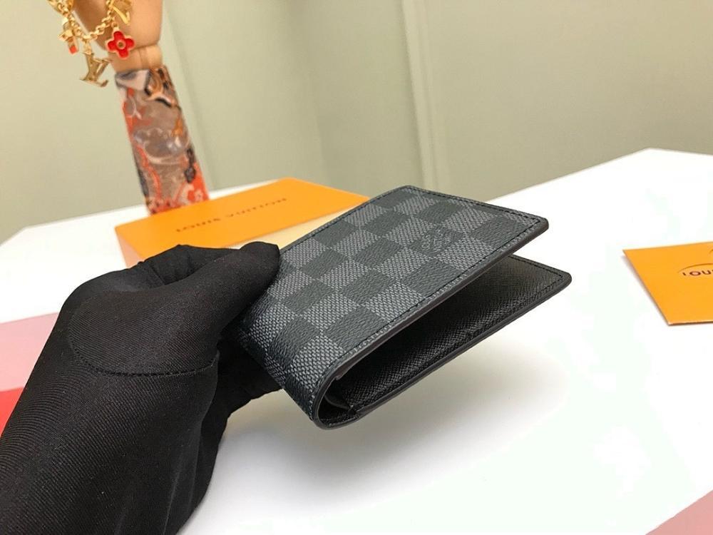 Elegant Wallet – Special Edition
