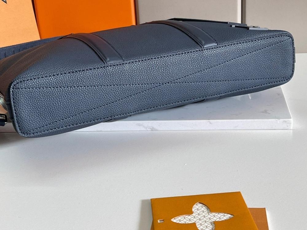Modern Luxury Quilted Leather Shoulder Bag
