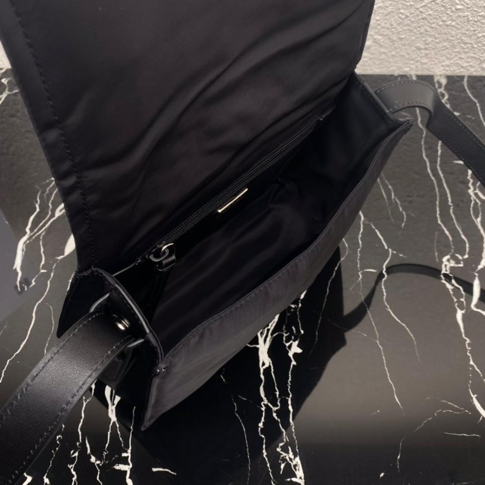 Practical Luxury Shoulder Bag