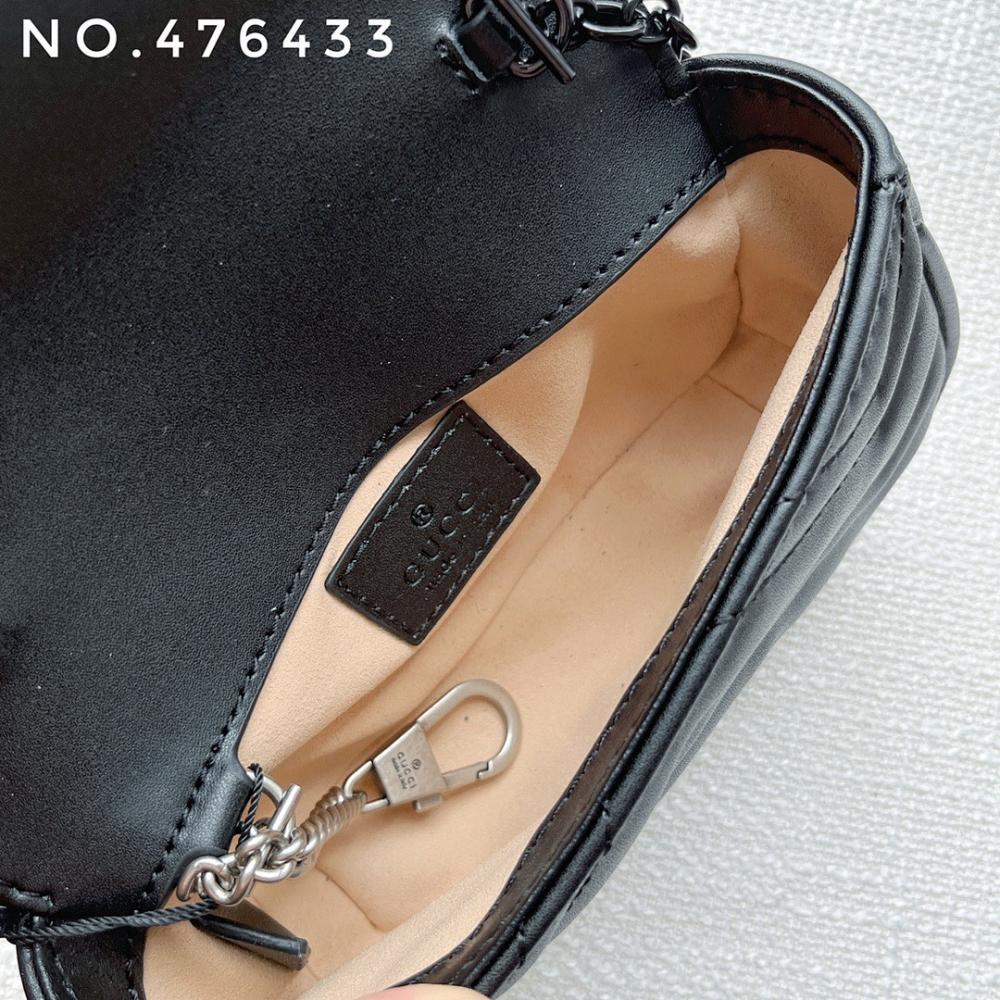 Modern Refined Leather Shoulder Bag