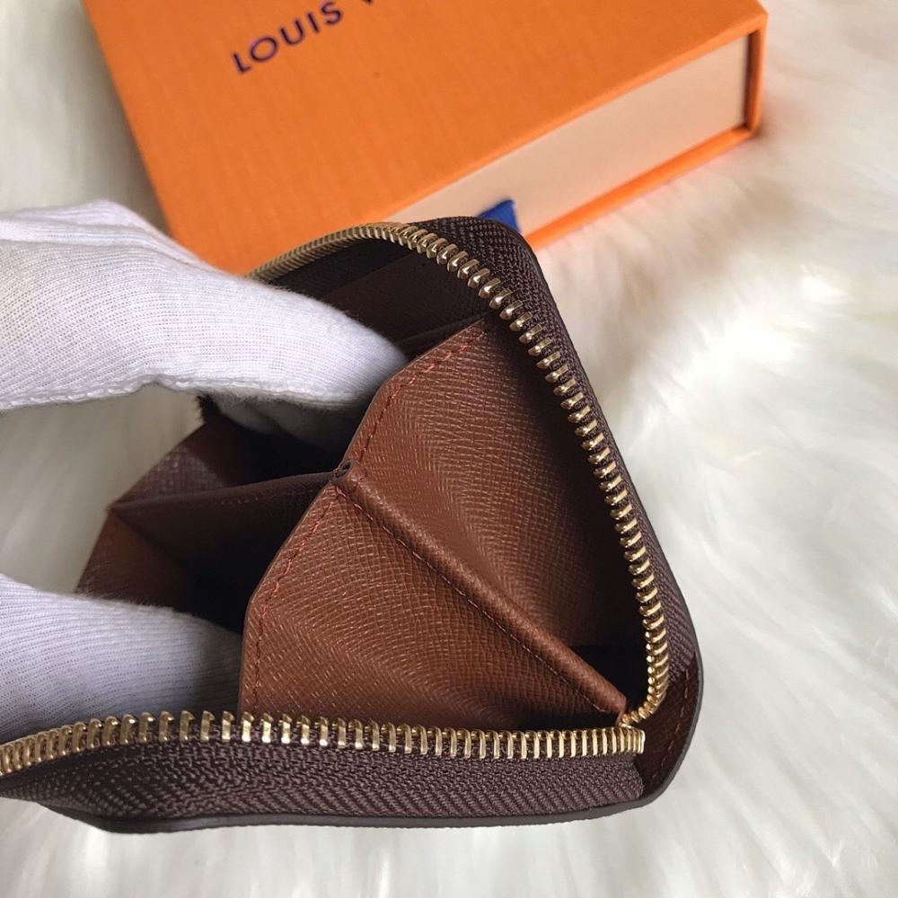 Modern Refined Wallet