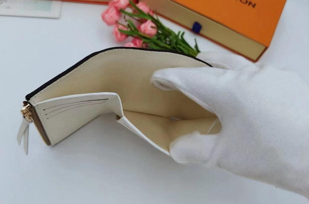 Modern Refined Leather Wallet