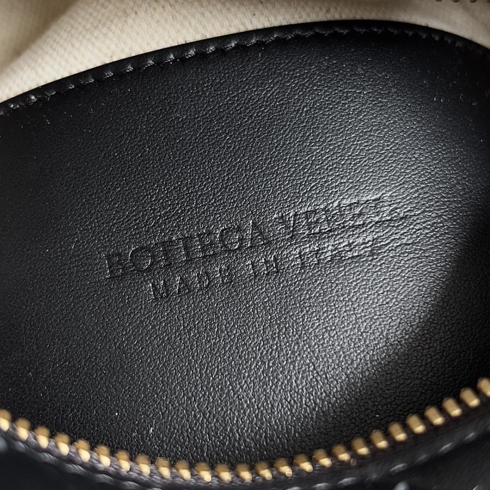 Elegant Top Handle Bag