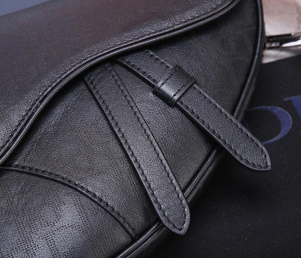 Elegant Refined Black Printed Leather Shoulder Bag