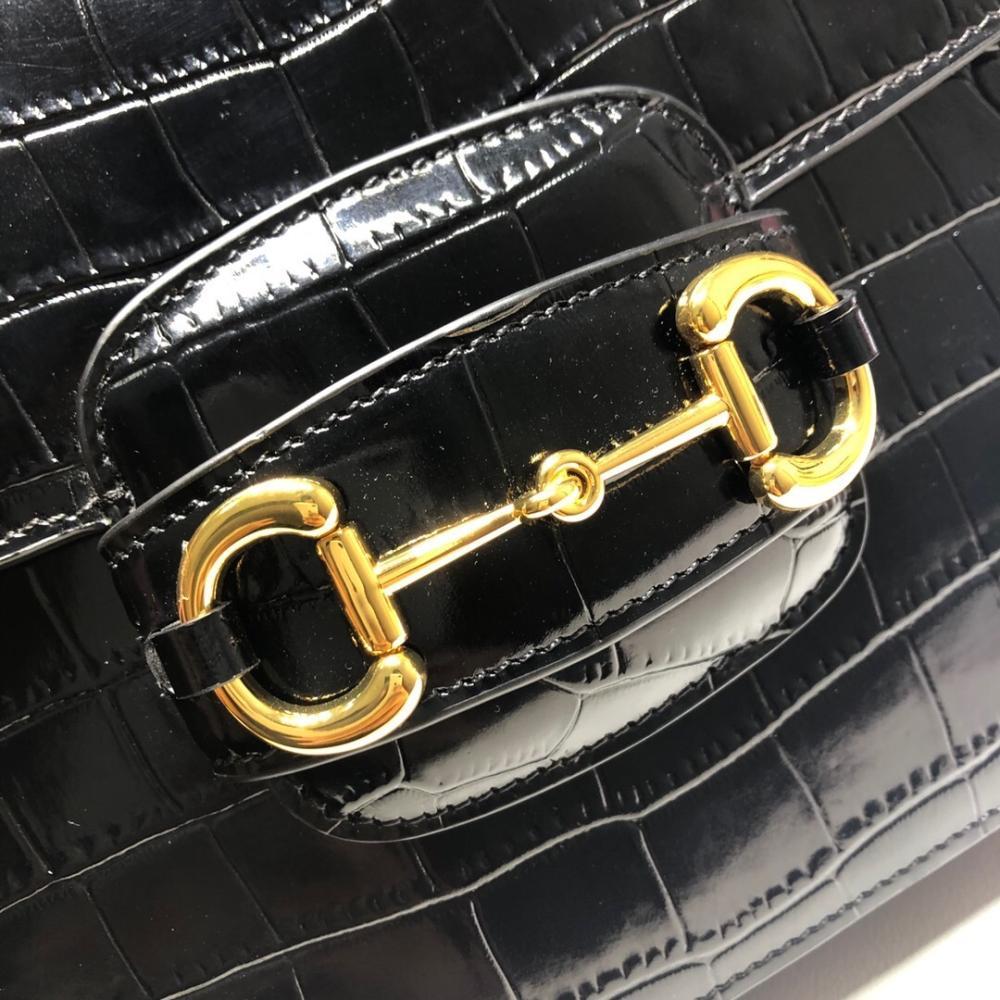 Elegant Shoulder Bag