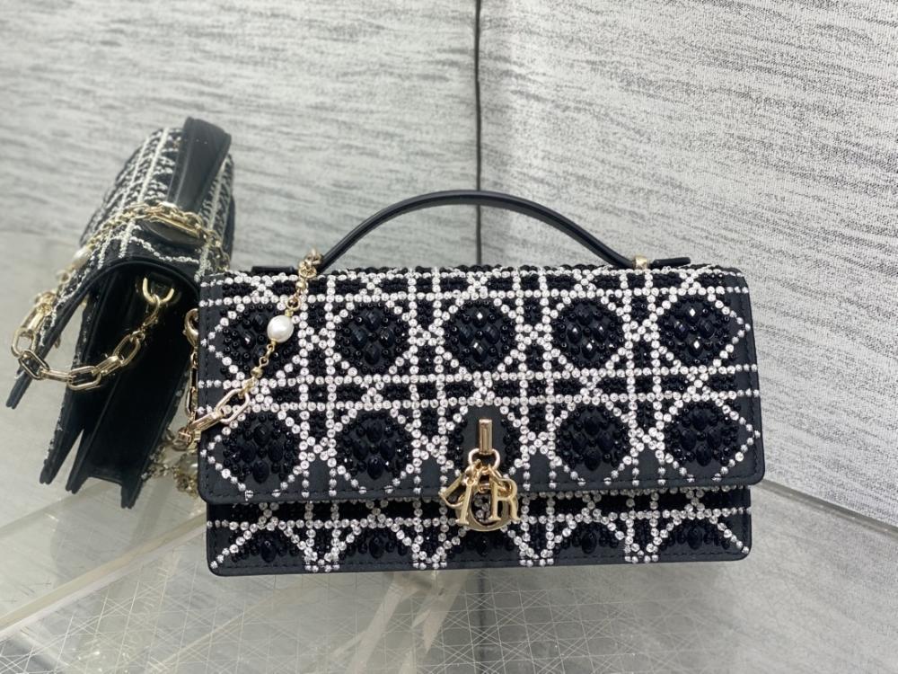 Embroidered Wallet