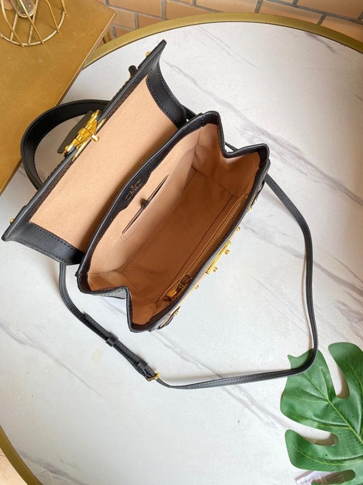 Stylish Brown Leather Shoulder Bag – Special Edition