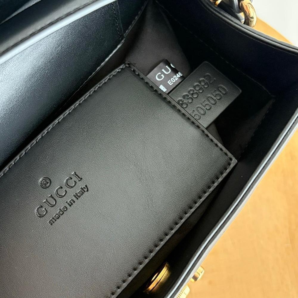 Stylish Crossbody Bag – Limited Edition