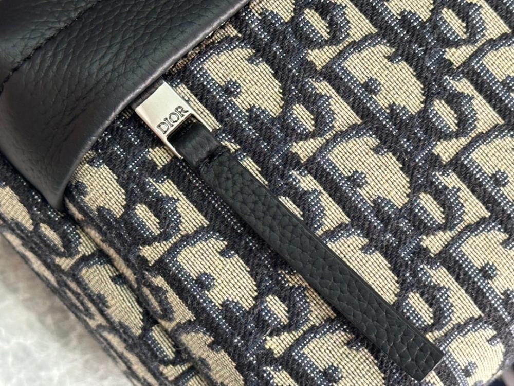 Stylish Refined Black Printed Calfskin Shoulder Bag