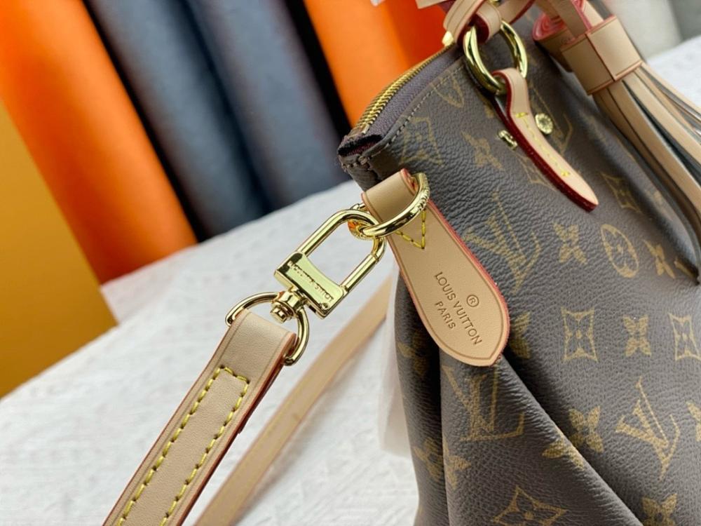 Italian-Inspired Elegant Leather Top Handle Bag