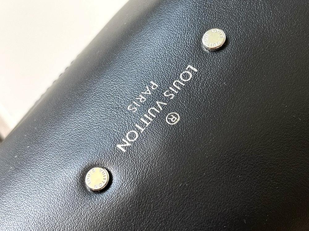 Modern Elegant Quilted Calfskin Bag