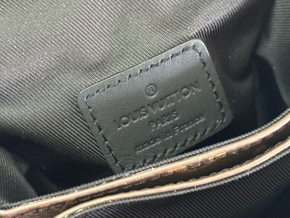 Luxury Monogram Leather Shoulder Bag ??Limited Edition