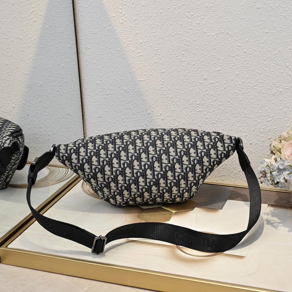 Modern Elegant Black Printed Leather Bag
