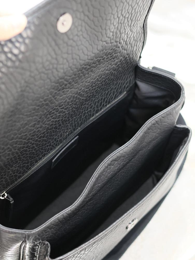 Modern Refined Lambskin Shoulder Bag
