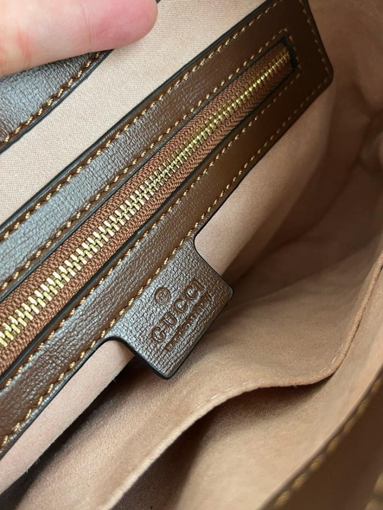 Modern Refined Leather Shoulder Bag