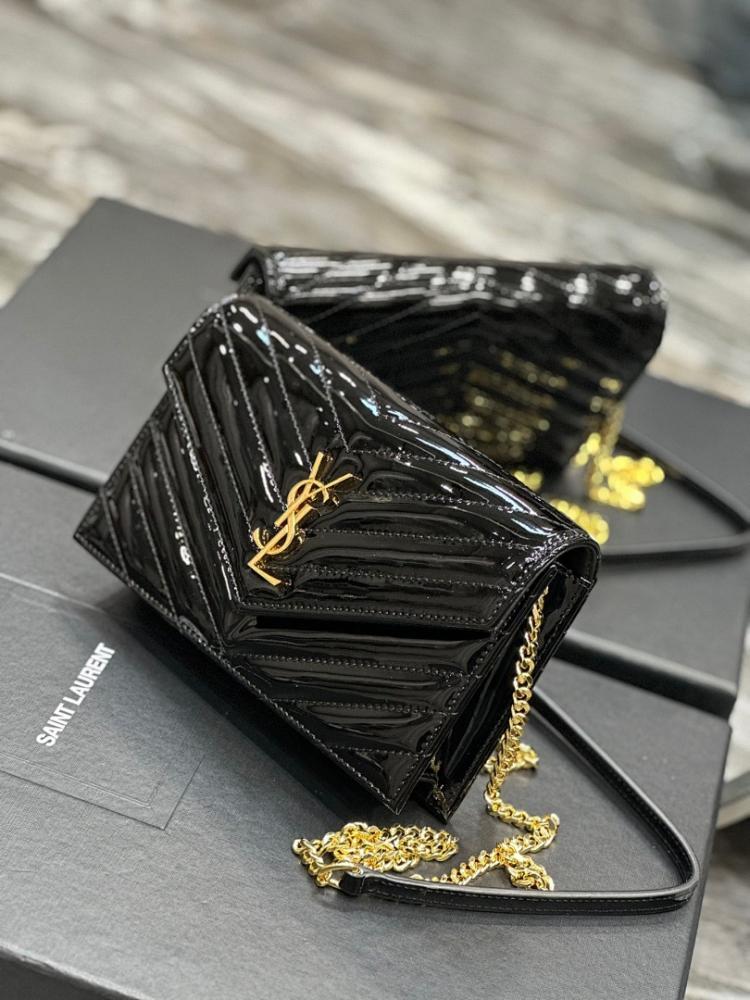 Italian-Inspired Elegant Bag