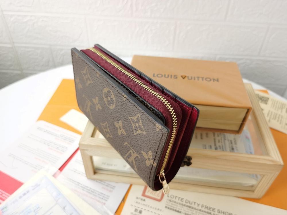 Modern Gold Studded Wallet