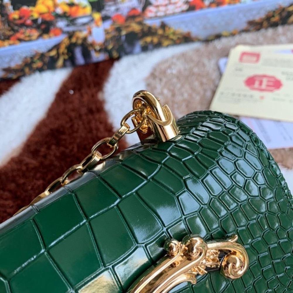 Luxury Stylish Crossbody Bag – Special Edition