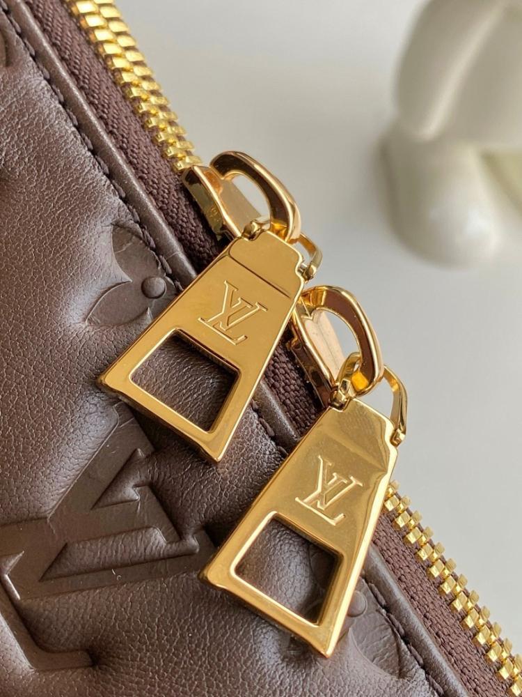 Modern Refined Gold Leather Shoulder Bag