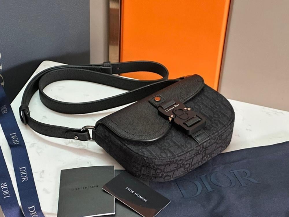 Saddle Grey Calfskin Shoulder Bag