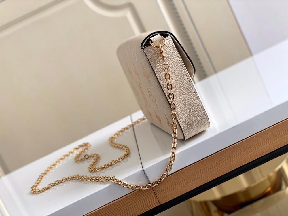 Elegant Leather Top Handle Bag – Special Edition