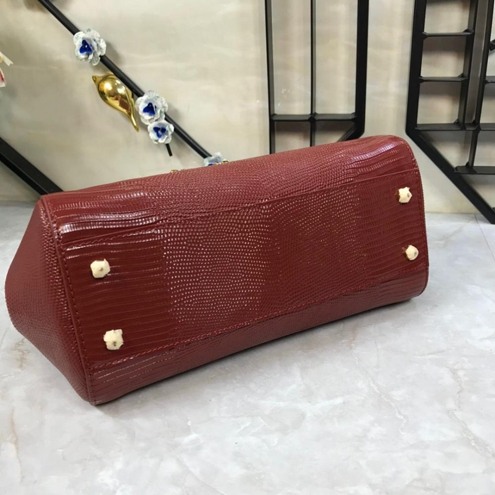 Italian-Inspired Elegant Leather Shoulder Bag