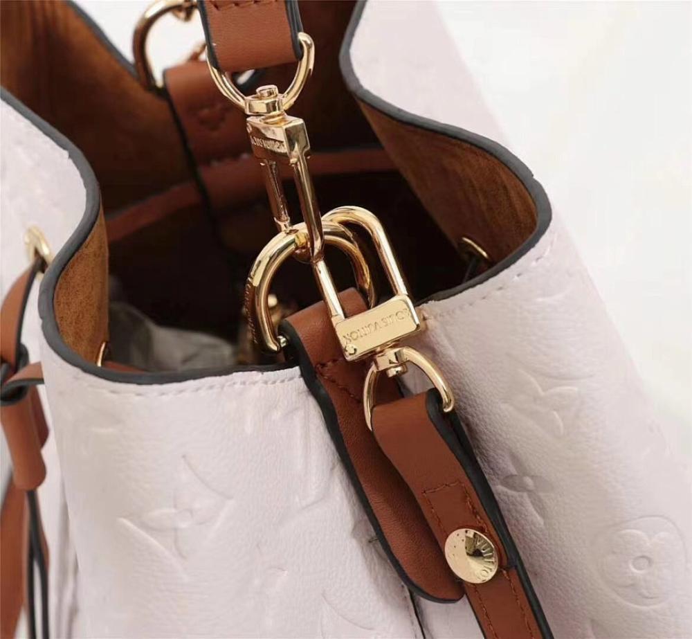Luxury Stylish Leather Bucket Bag – Limited Edition