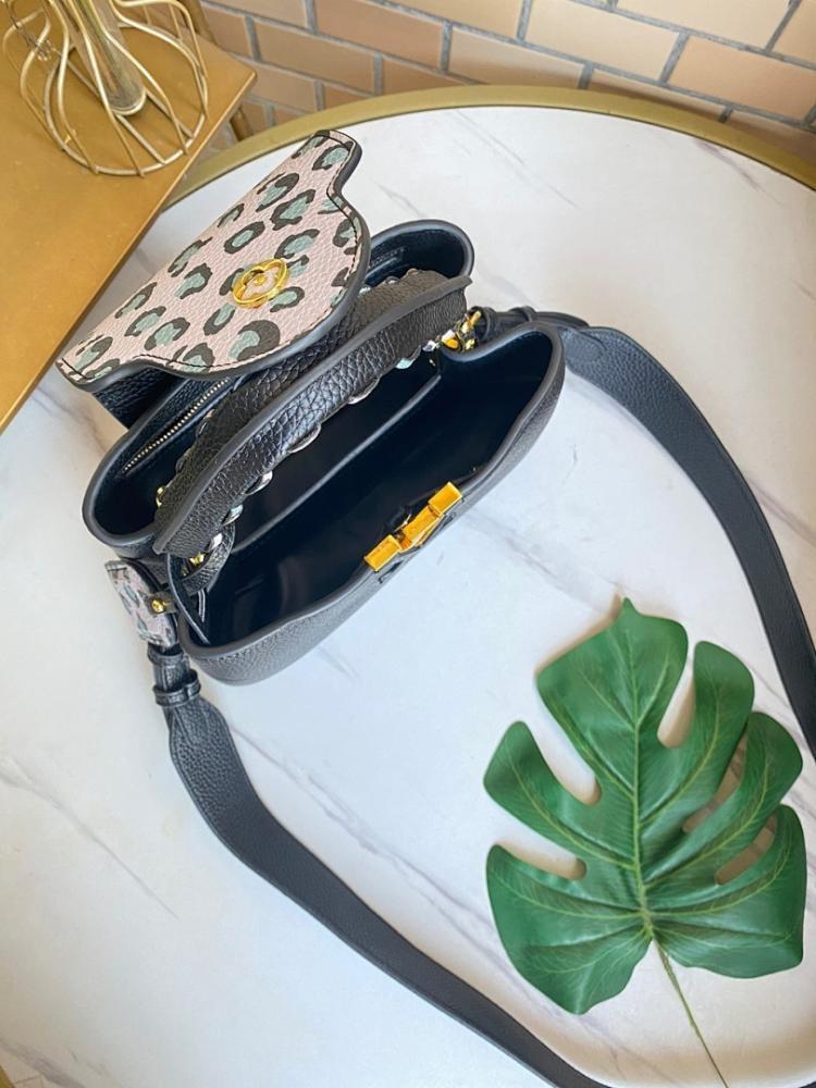 Classic Luxury Leather Shoulder Bag