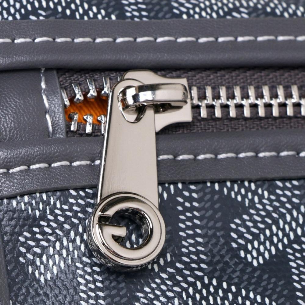 Modern Black Leather Shoulder Bag – Special Edition