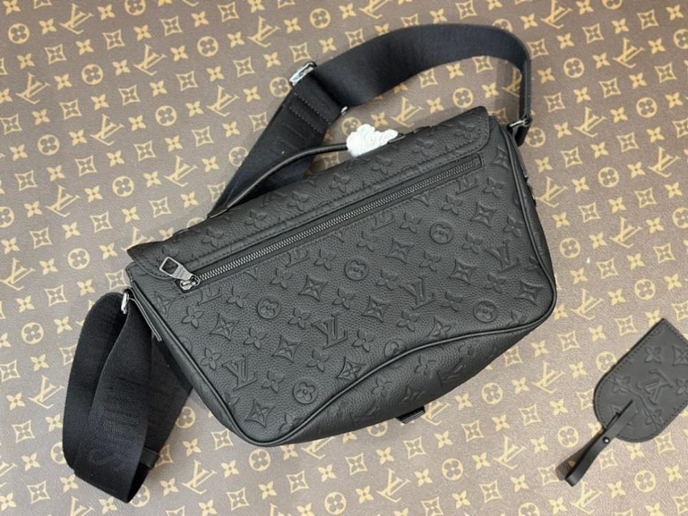 Luxury Calfskin Shoulder Bag – Special Edition
