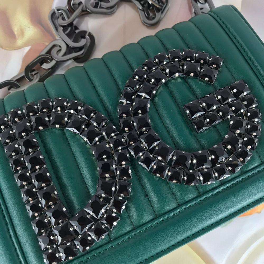Modern Stylish Quilted Leather Bag
