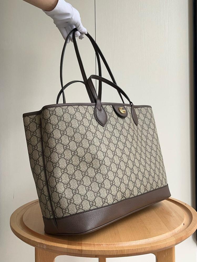 Modern Luxury Shoulder Bag – Special Edition