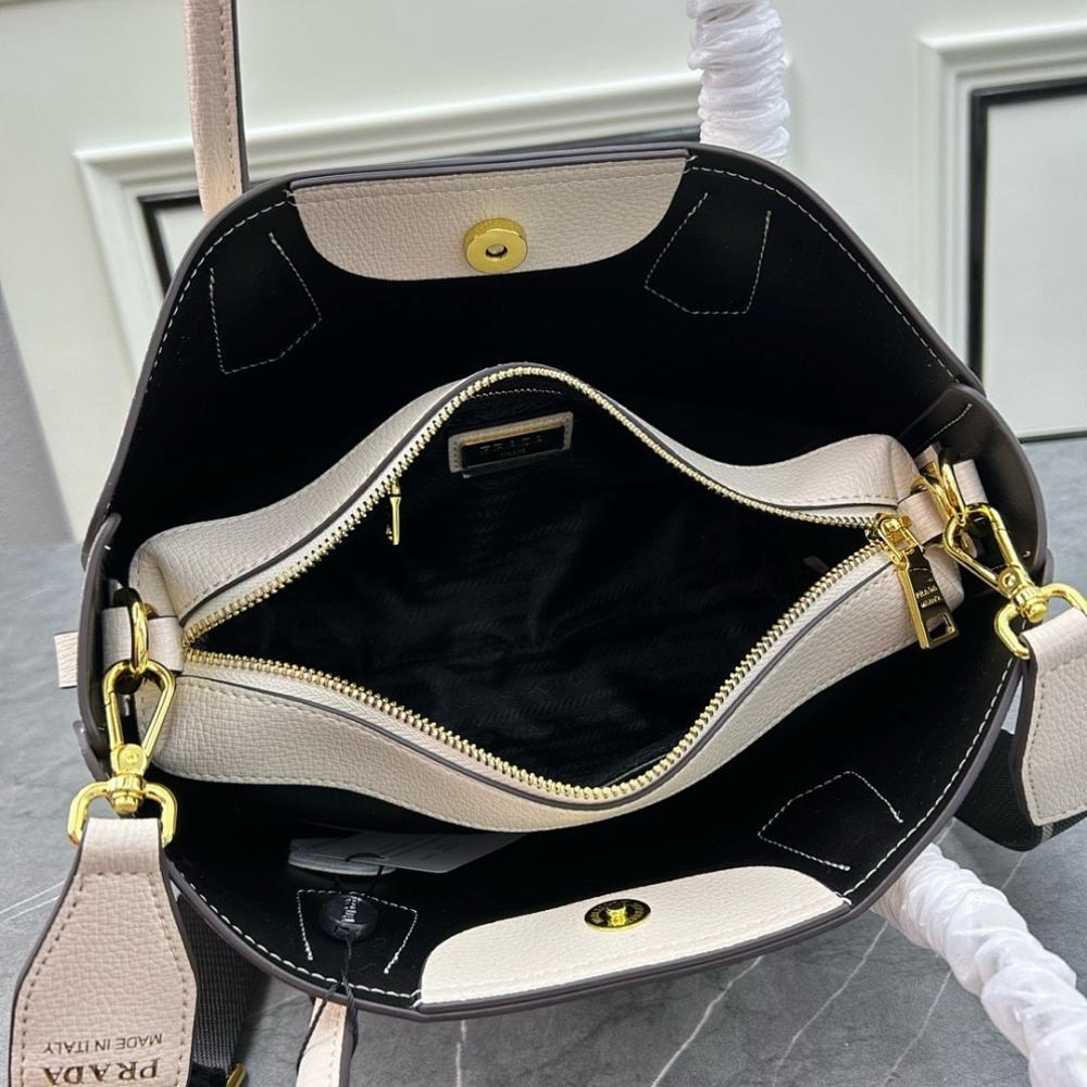 Italian-Inspired Stylish Leather Shoulder Bag