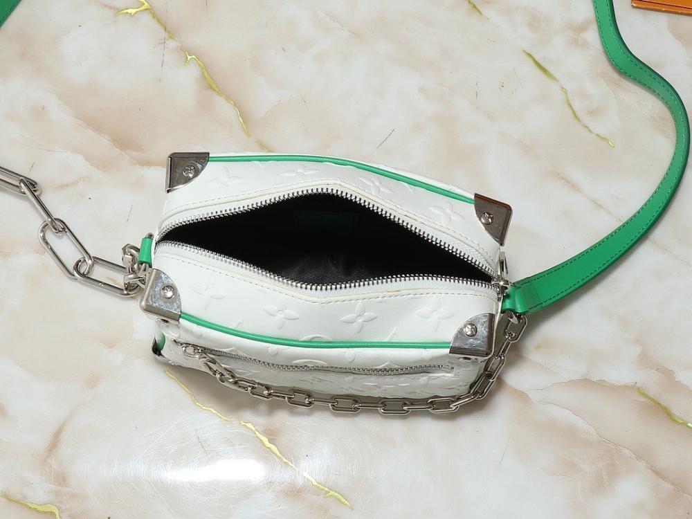 Stylish Crossbody Bag – Special Edition
