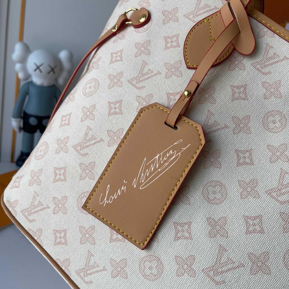 Neverfull Monogram Top Handle Bag