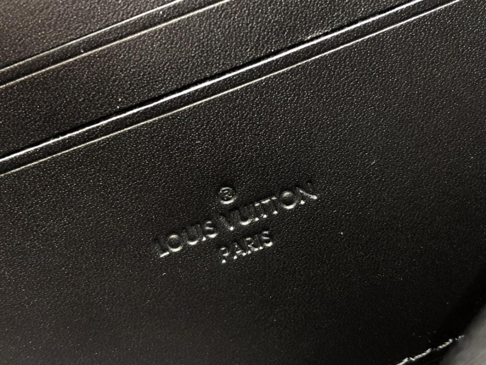 Elegant Wallet