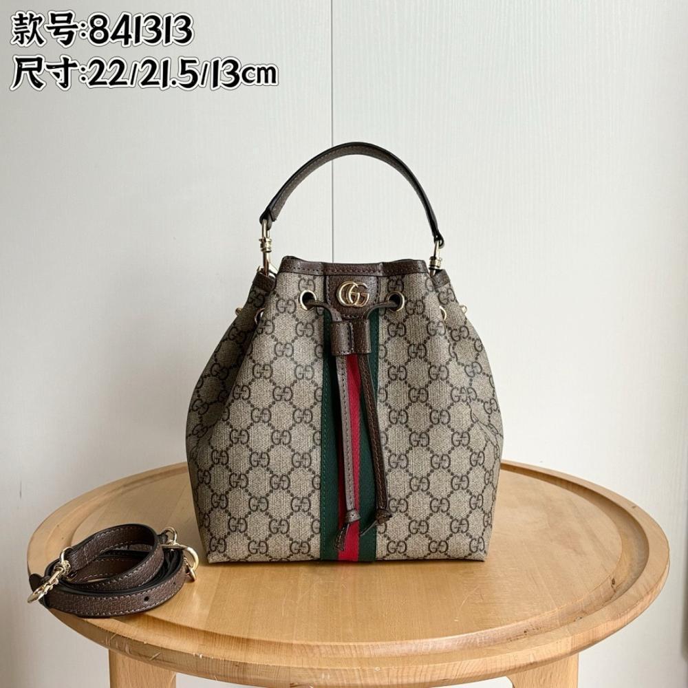 Elegant Shoulder Bag – Limited Edition