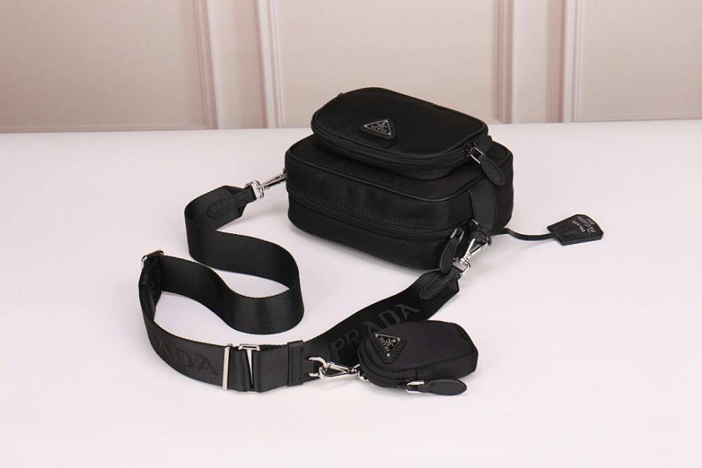 Modern Embroidered Shoulder Bag ??Special Edition