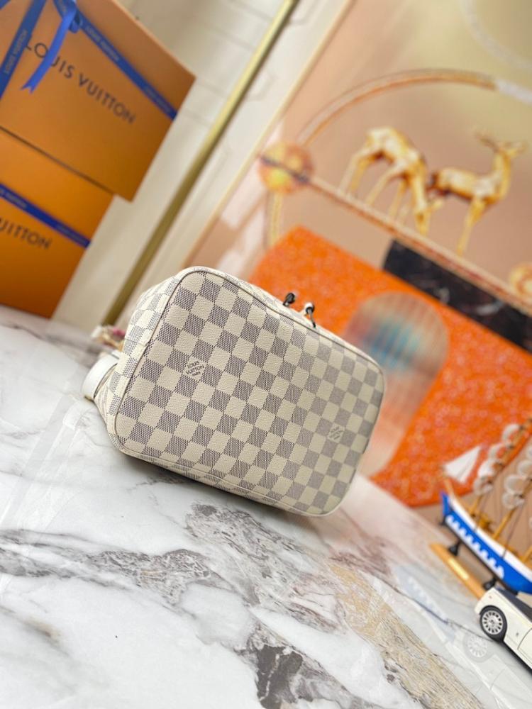 Classic Elegant Beige Woven Canvas Bucket Bag – Special Edition