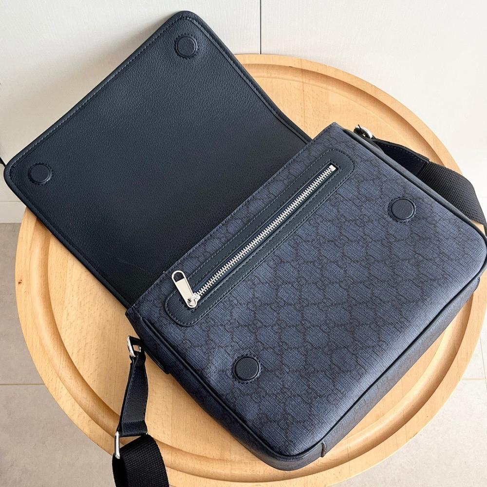 Ophidia Quilted Shoulder Bag