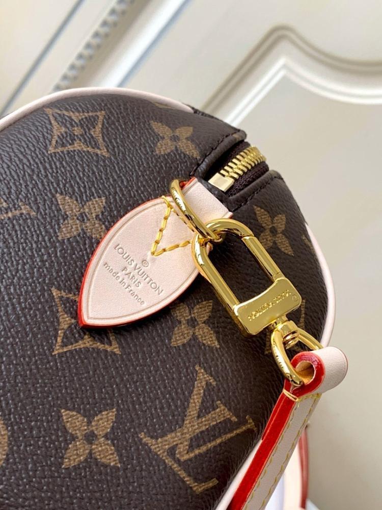 Luxury Stylish Leather Travel Bag