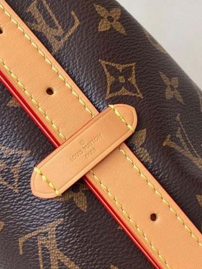 Modern Leather Shoulder Bag – Limited Edition