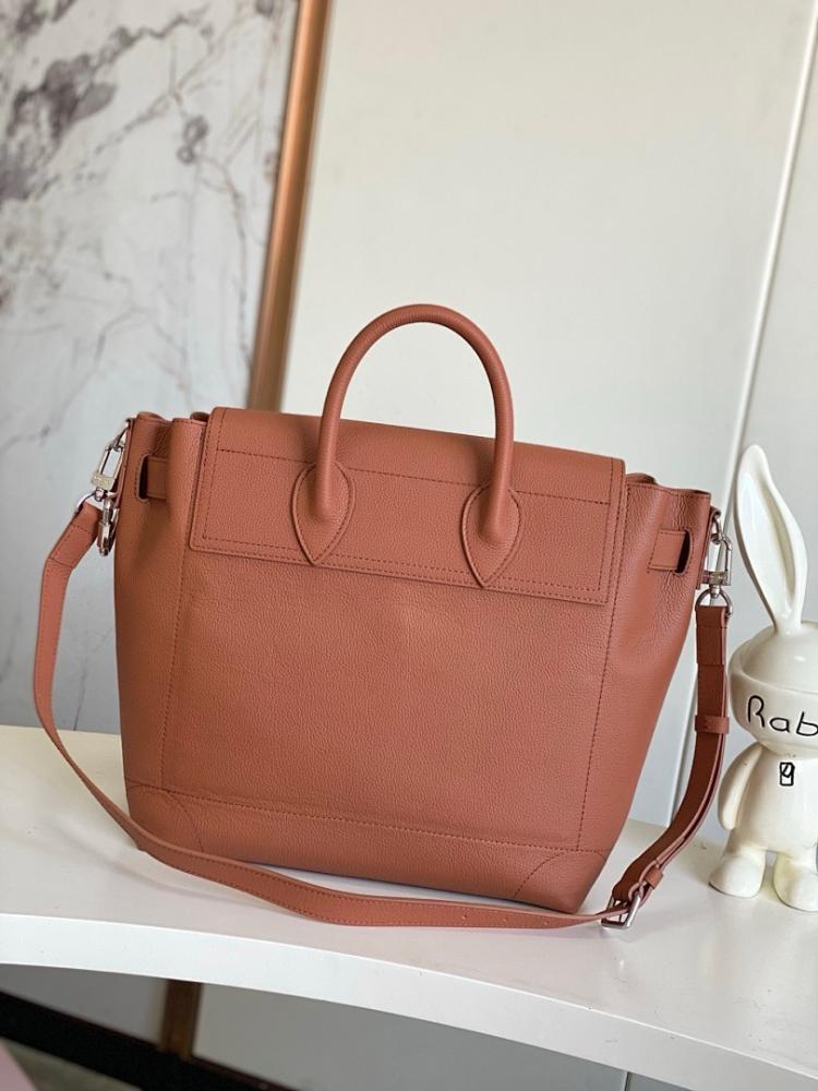 Stylish Embroidered Calfskin Crossbody Bag – Limited Edition