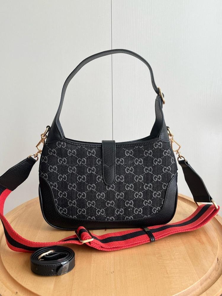 Classic Gold Leather Shoulder Bag – Special Edition