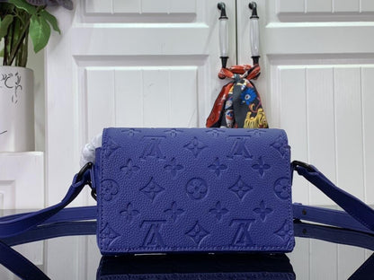 Elegant Leather Shoulder Bag